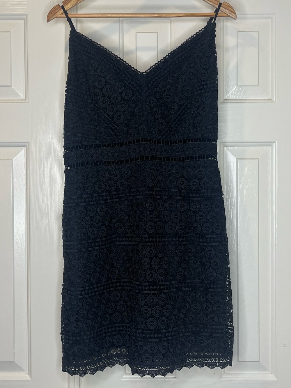 Abercrombie & Fitch Black Crochet Lace Cutout Mini Dress Size L - Picture 3 of 8